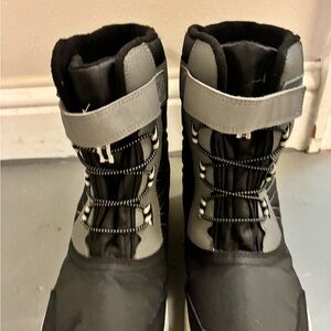 Black and Gray Winter Boots